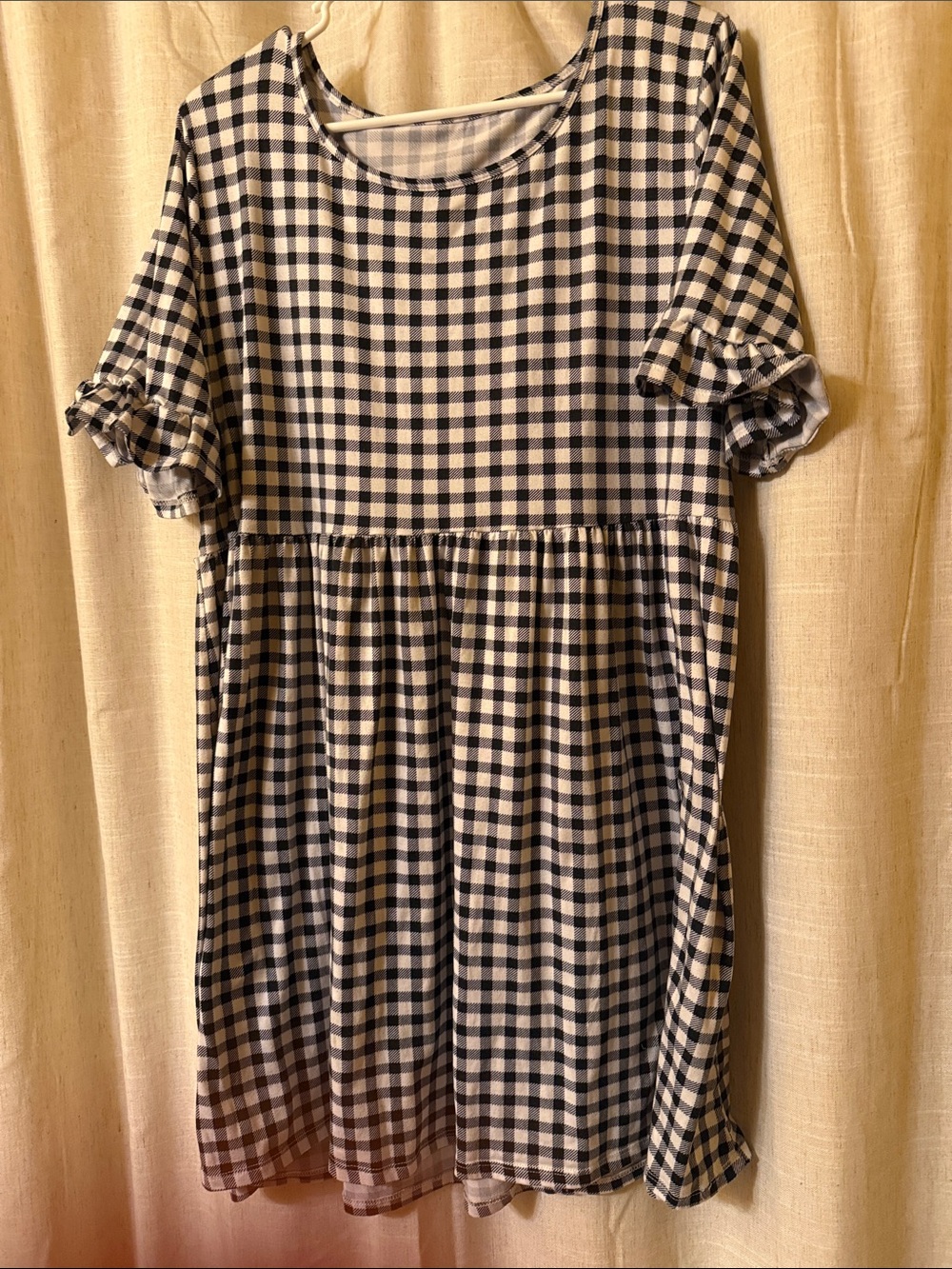 Women’s Black and White Gingham Short Sleeve Dress